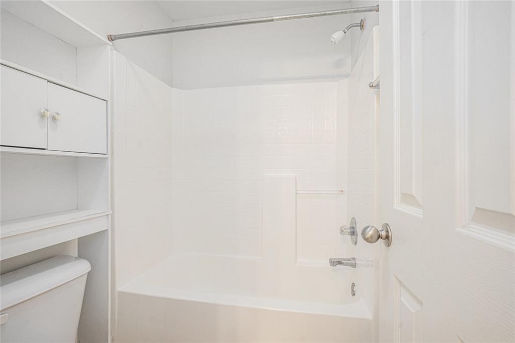 MAGNOLIA MANOR - Residential