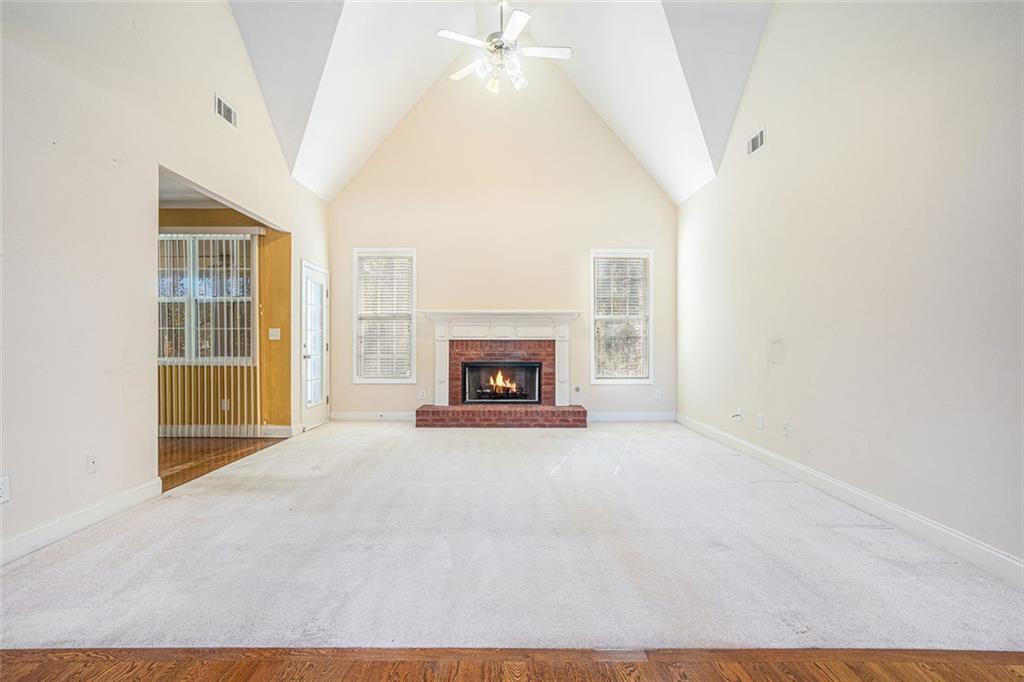 MAGNOLIA MANOR - Residential