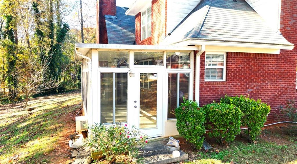 MAGNOLIA MANOR - Residential