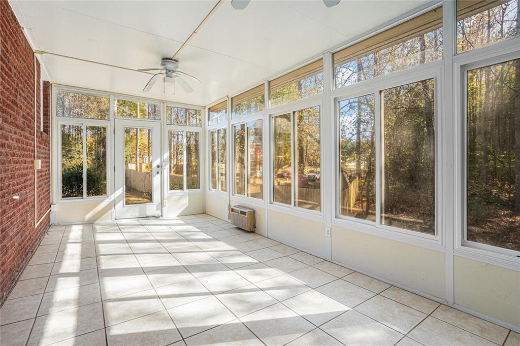 MAGNOLIA MANOR - Residential