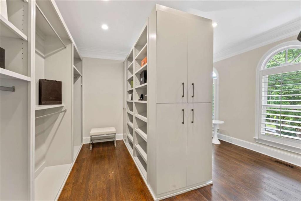 Farmbrook - Residential