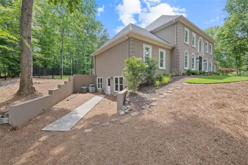 9950 Farmbrook Lane