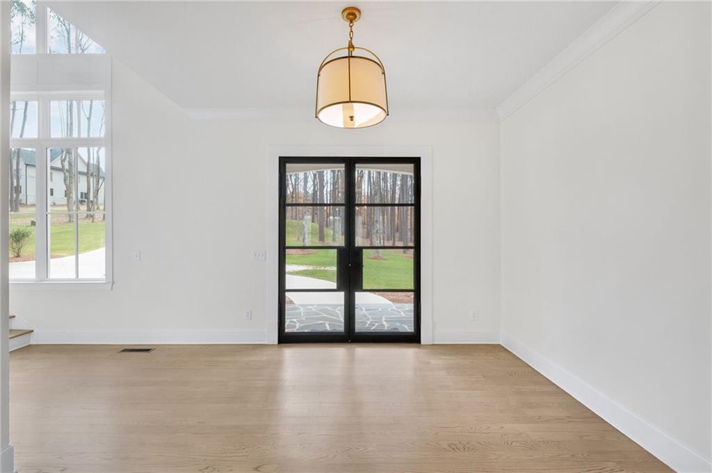 384 Hickory Pass