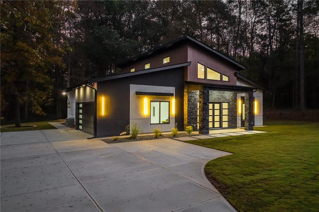 670 Loganville Highway