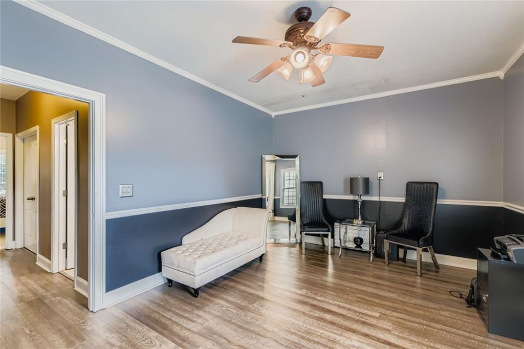 449 Glouchester Drive