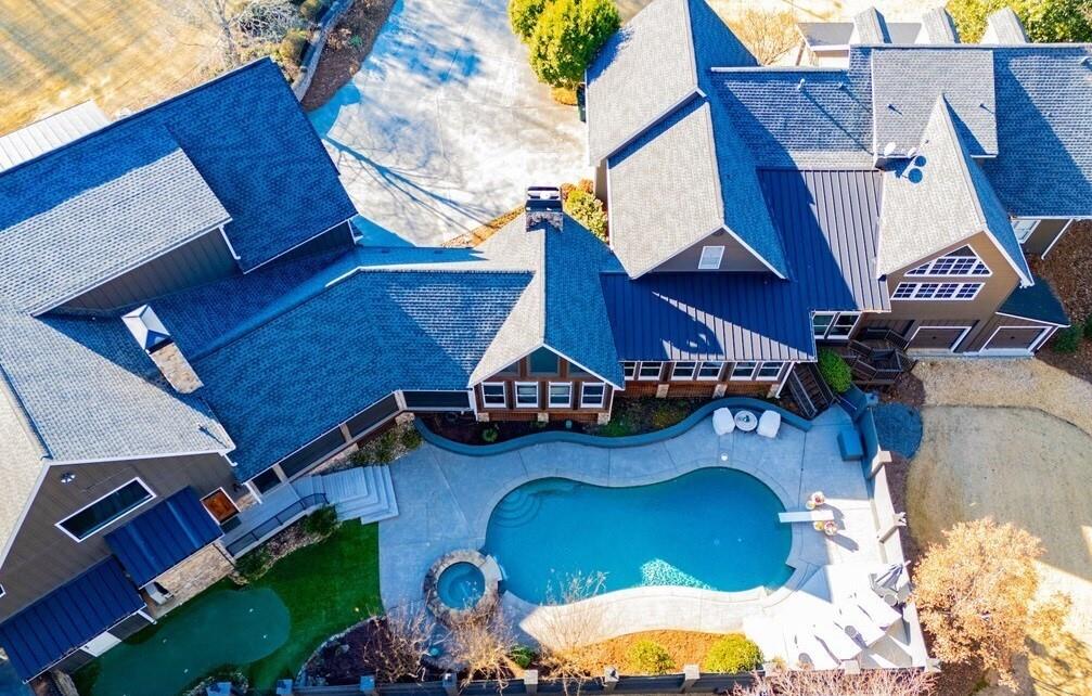 202 Hickory Chase