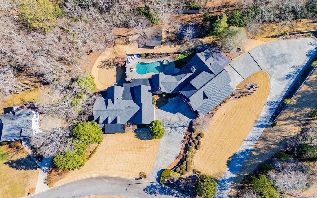 202 Hickory Chase