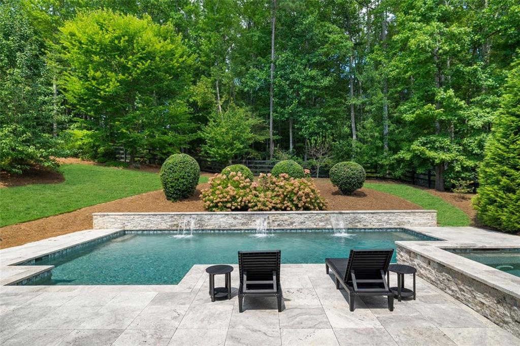 Manorview - Residential