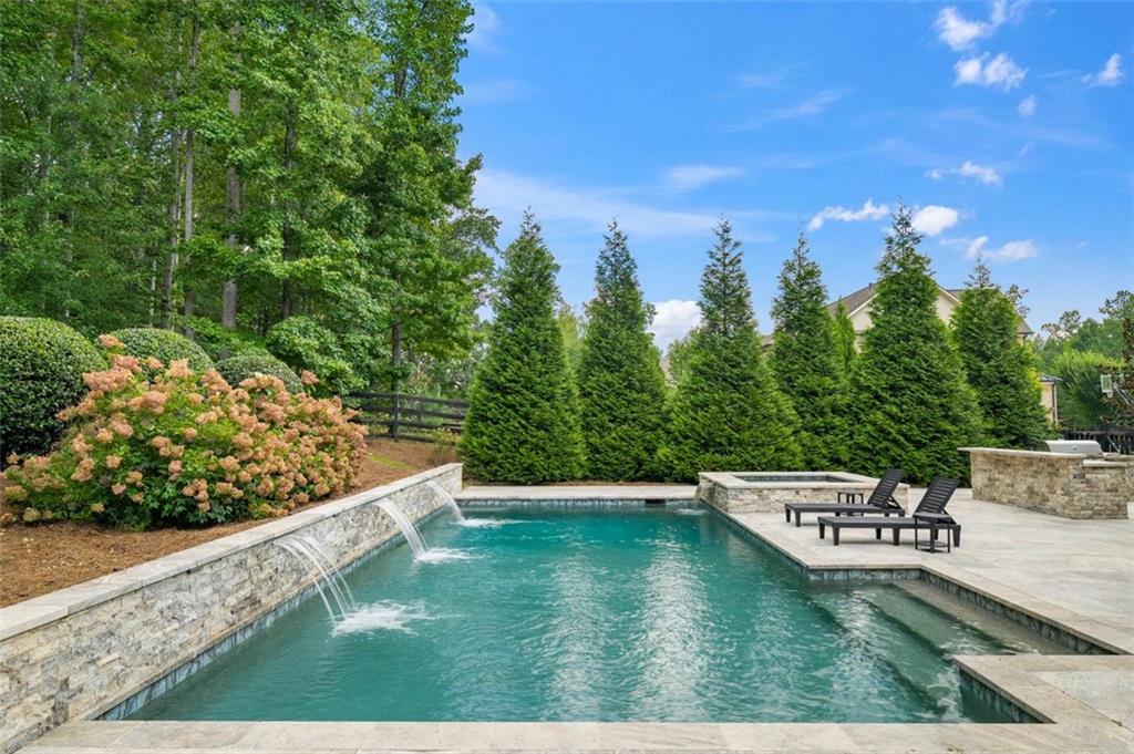 Manorview - Residential
