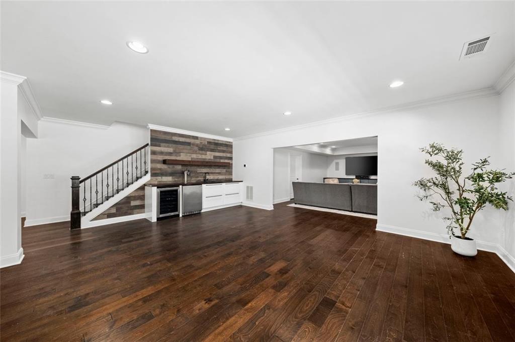 Manorview - Residential