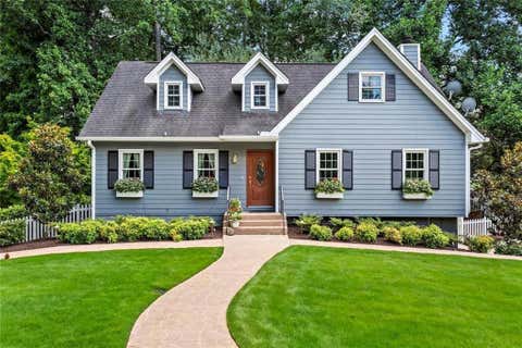 Homes For Sale - 3500 Oak Knoll Drive<br/> Cobb County, Marietta, GA 30068