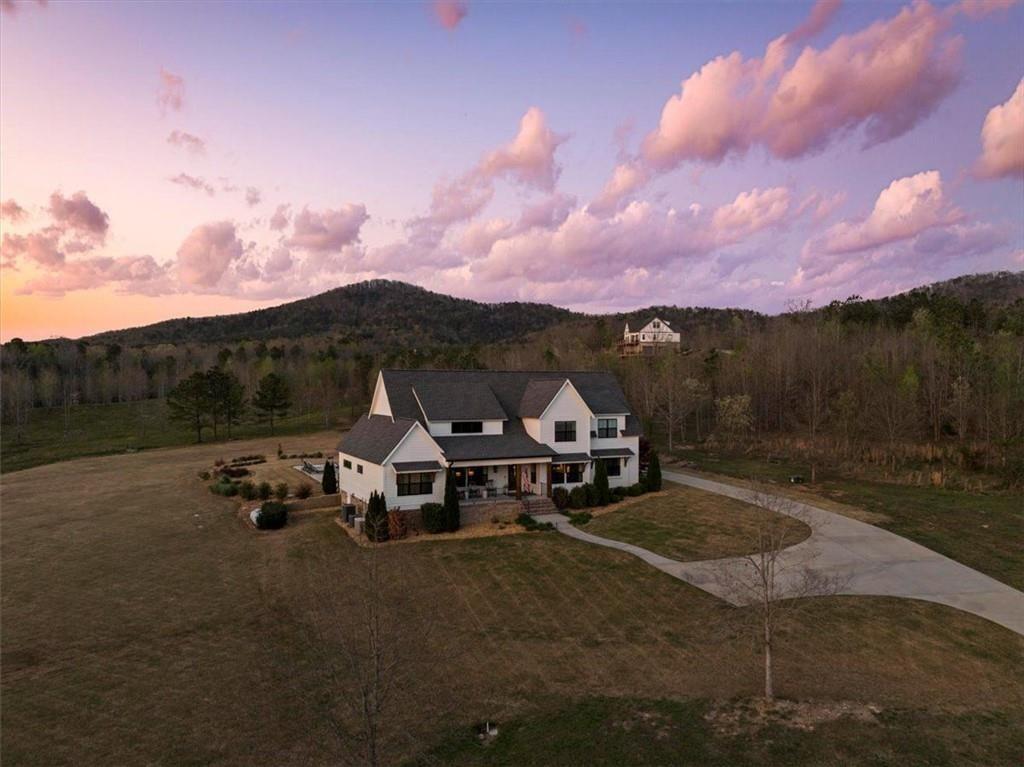 893 Everett Springs Road SW