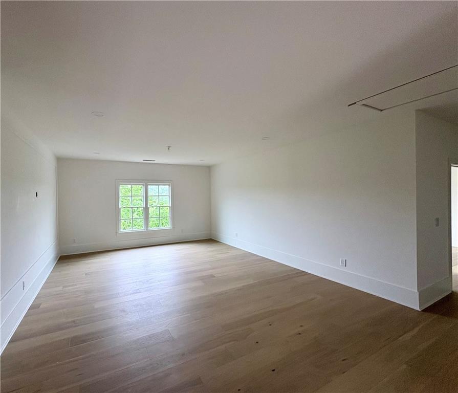 5753 Brendlynn Drive, Suwanee, Georgia image 20
