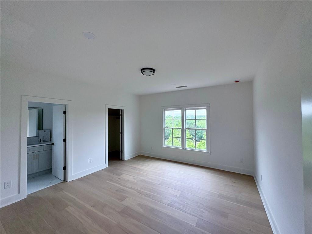 5753 Brendlynn Drive, Suwanee, Georgia image 21