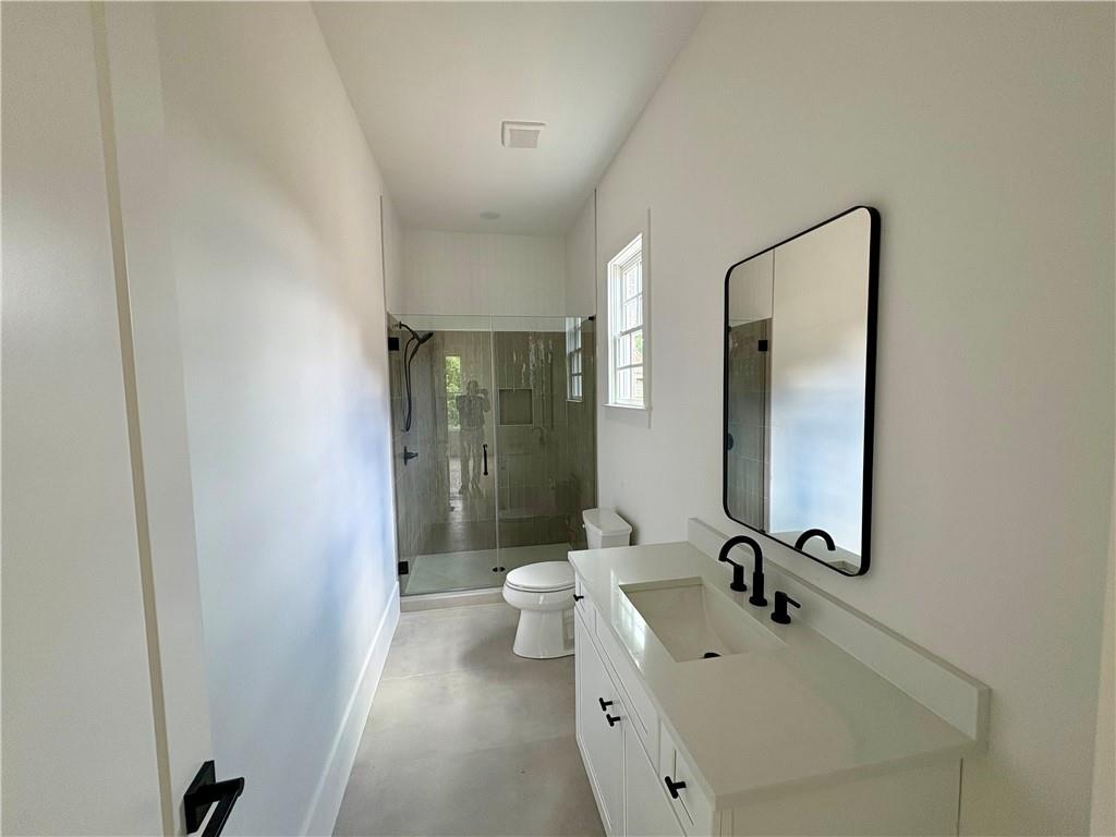 5753 Brendlynn Drive, Suwanee, Georgia image 28