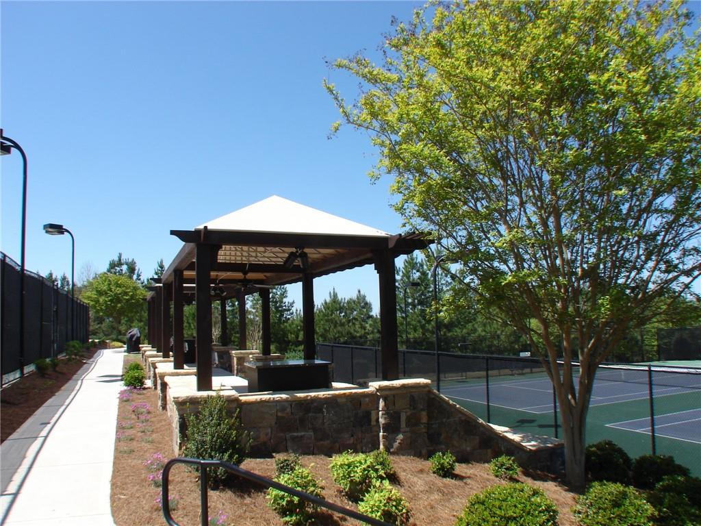 5753 Brendlynn Drive, Suwanee, Georgia image 45