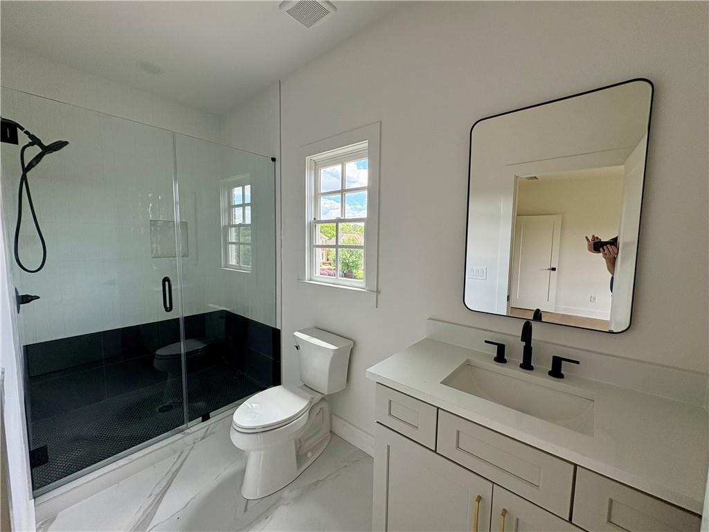5753 Brendlynn Drive, Suwanee, Georgia image 22