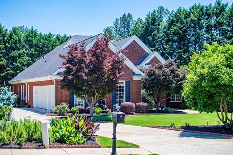 Homes For Sale - 303 Ivy Brook Court<br/> Alpharetta, GA 30004
