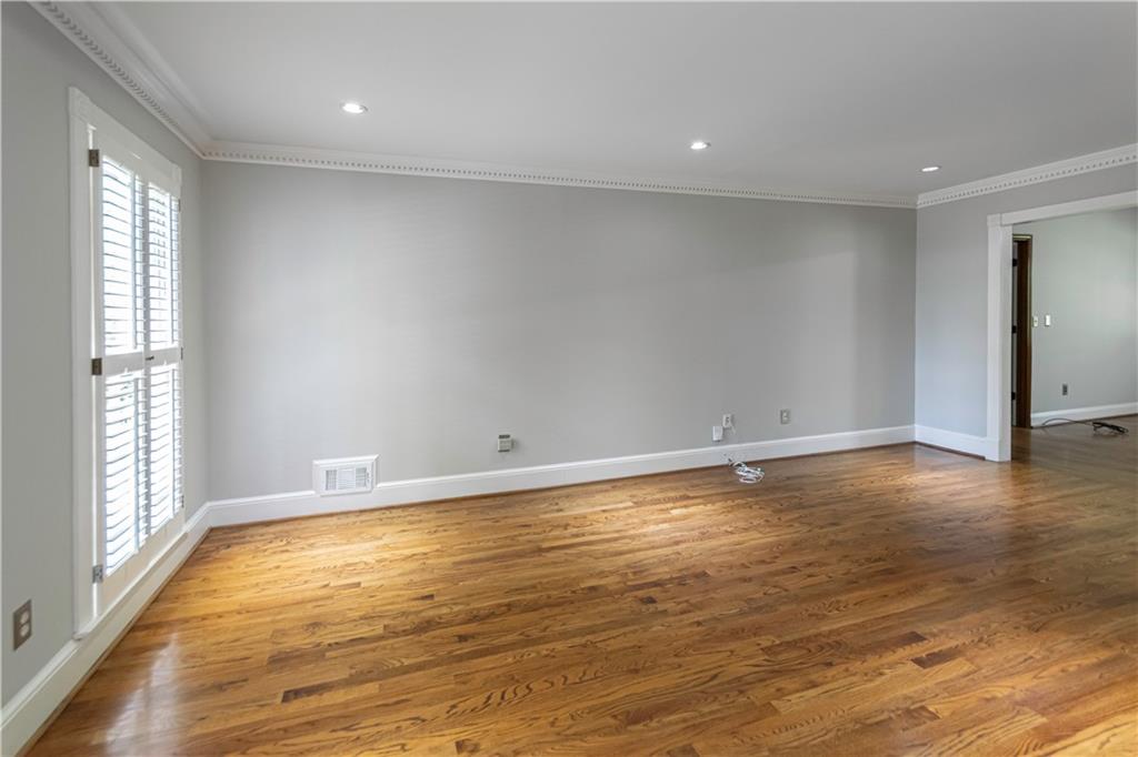 2885 Northbrook Drive