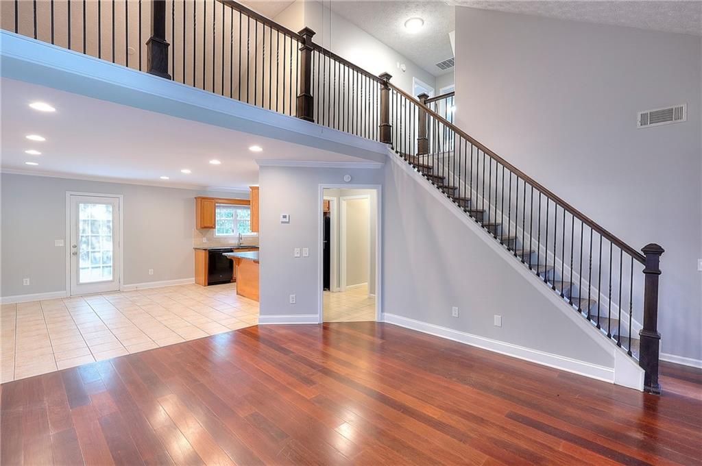 372 Ashton Way