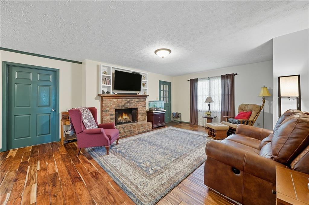 12 Indian River Road SE