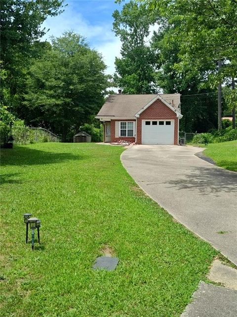 A home in Douglasville