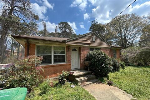 Photo of 1994 Shamrock Drive, Decatur, GA 30032 (MLS # 7751332)