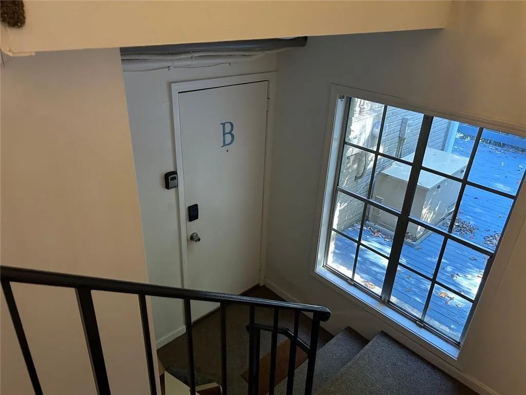 Atlanta, Georgia 30329, United States, ,Residential,Active,210612