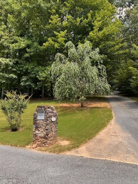 A home in Dahlonega