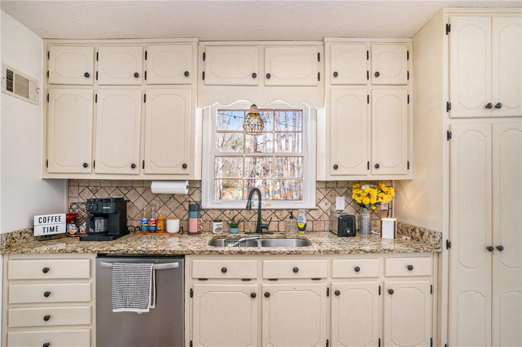 30 Apache Court, Locust Grove, Georgia image 16
