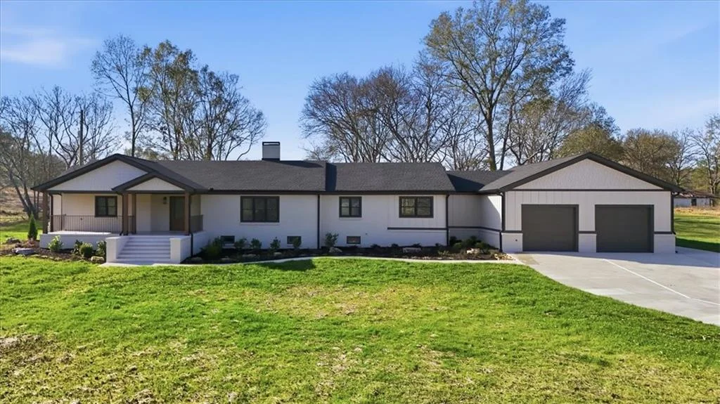 32 Church Street, Taylorsville, GA, 30178