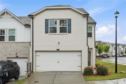 Townhouse For Sale - 3915 Holland Grove Road<br/> Lawrenceville, GA 30044