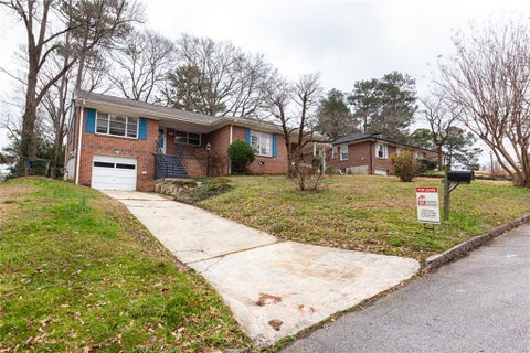 Multifamily For Rent - 1975 Kilburn Drive<br/> Atlanta, GA 30324