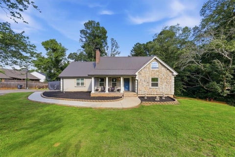 Homes For Sale - 894 Bar J Road<br/> Carroll County, Temple, GA 30179