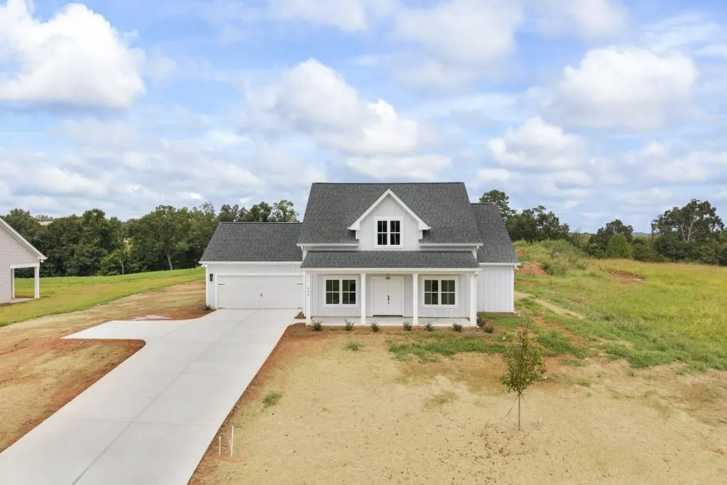 Toccoa, Georgia 30577, United States, 3 Bedrooms Bedrooms, ,2 BathroomsBathrooms,Residential,Active,8361