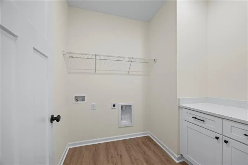 Toccoa, Georgia 30577, United States, 3 Bedrooms Bedrooms, ,2 BathroomsBathrooms,Residential,Active,8361