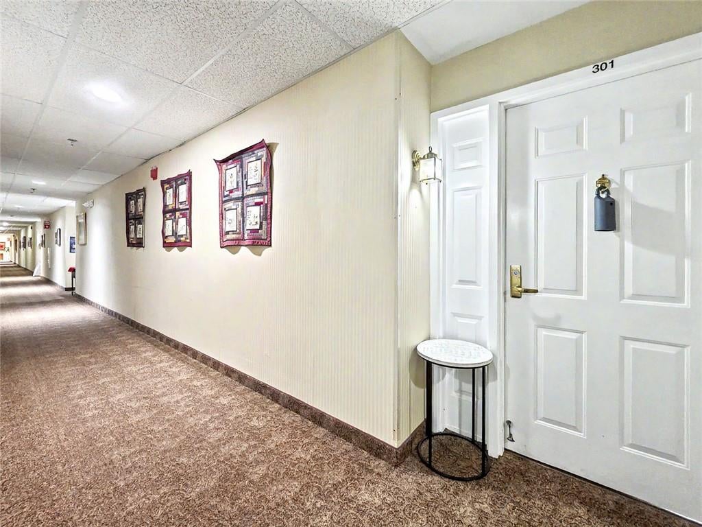 1800 Clairmont Lake 301