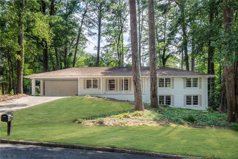 Homes For Rent - 2397 Sunset Drive Ne Dr<br/> Atlanta, GA 30345