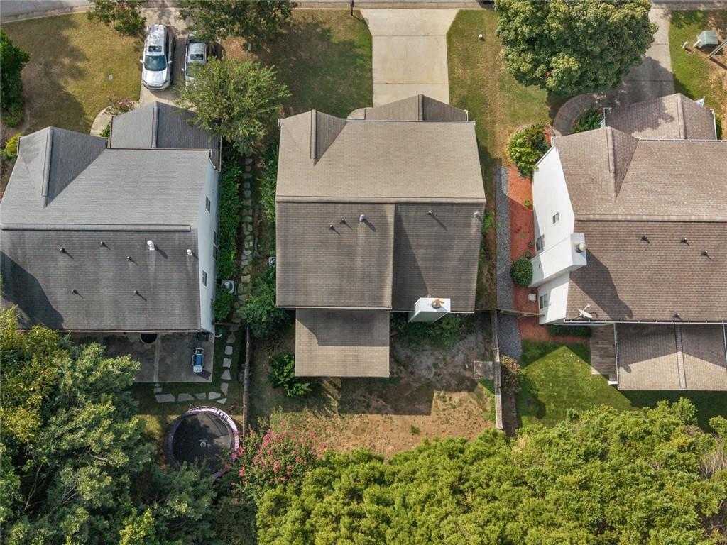 604 Lullingstone Drive SE