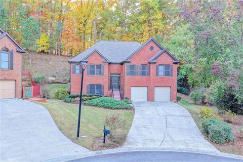 655 Golden Meadows Lane Suwanee GA 30024