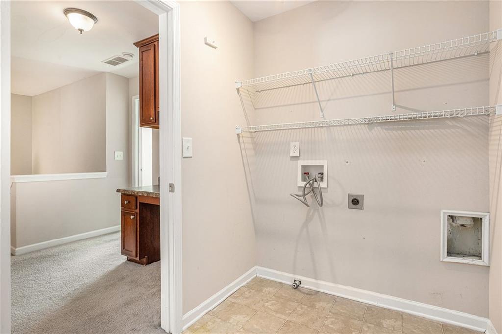 OLDE PEACHTREE TOWNHOMES - Residential