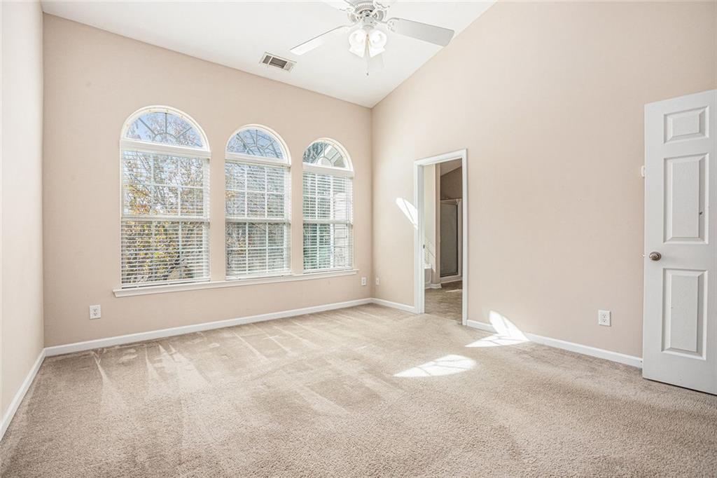 OLDE PEACHTREE TOWNHOMES - Residential