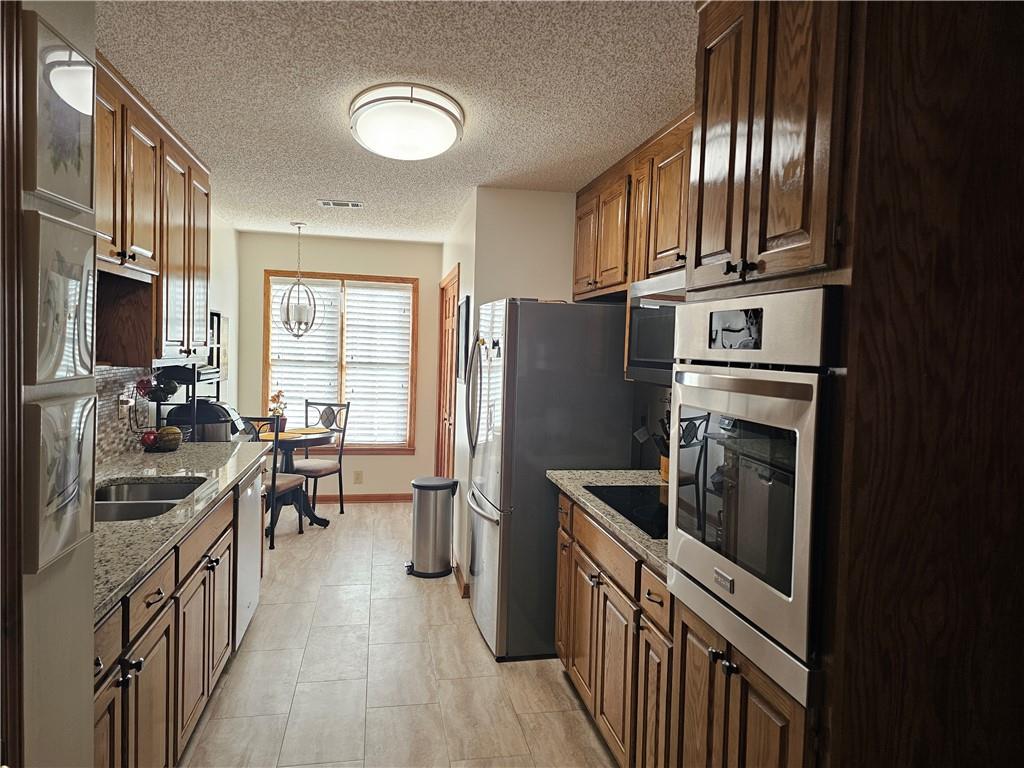 4409 Deborahs Court, Union City, Georgia image 9