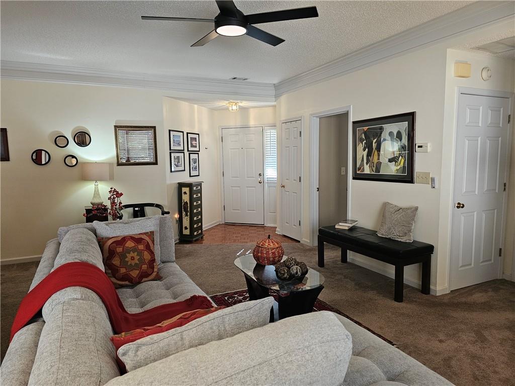 4409 Deborahs Court, Union City, Georgia image 6