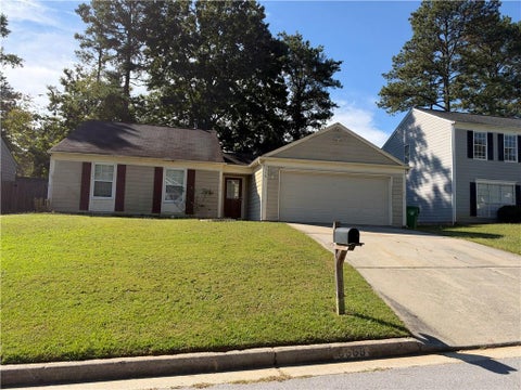 Homes For Sale - 6568 Eastbriar Drive<br/> Lithonia, GA 30058
