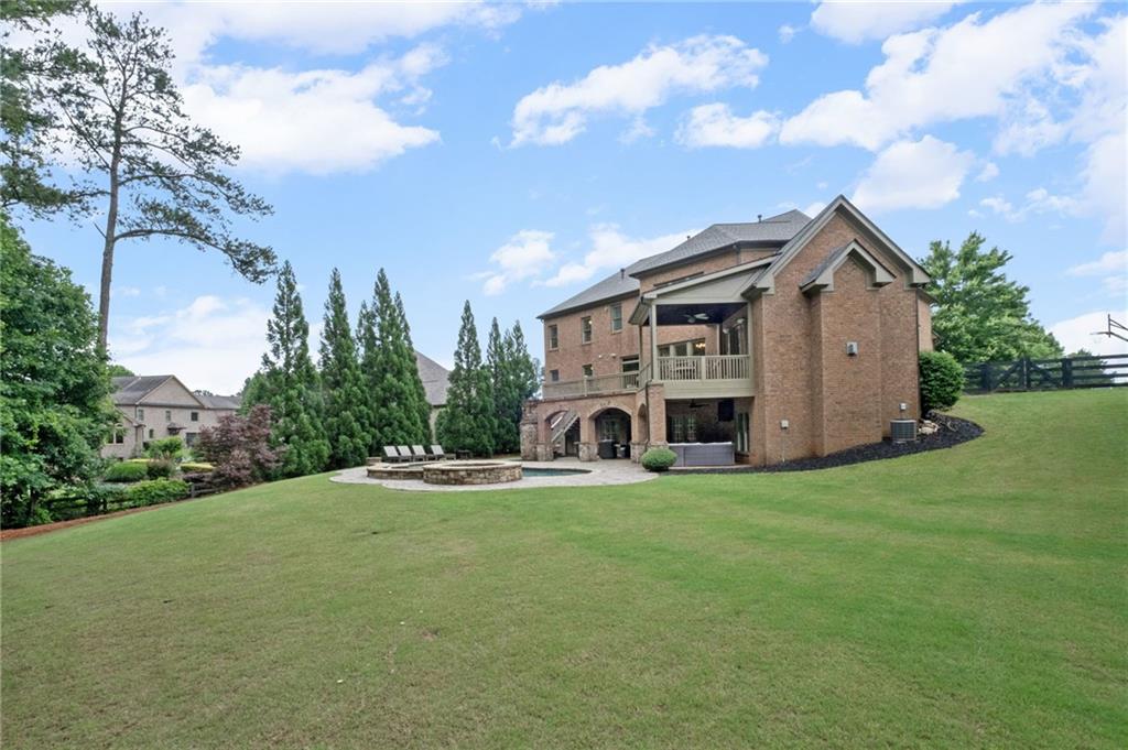 16550 Quayside Drive