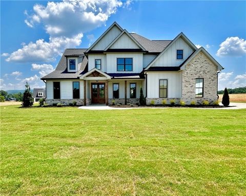 301 Eminence Peak Rydal GA 30171