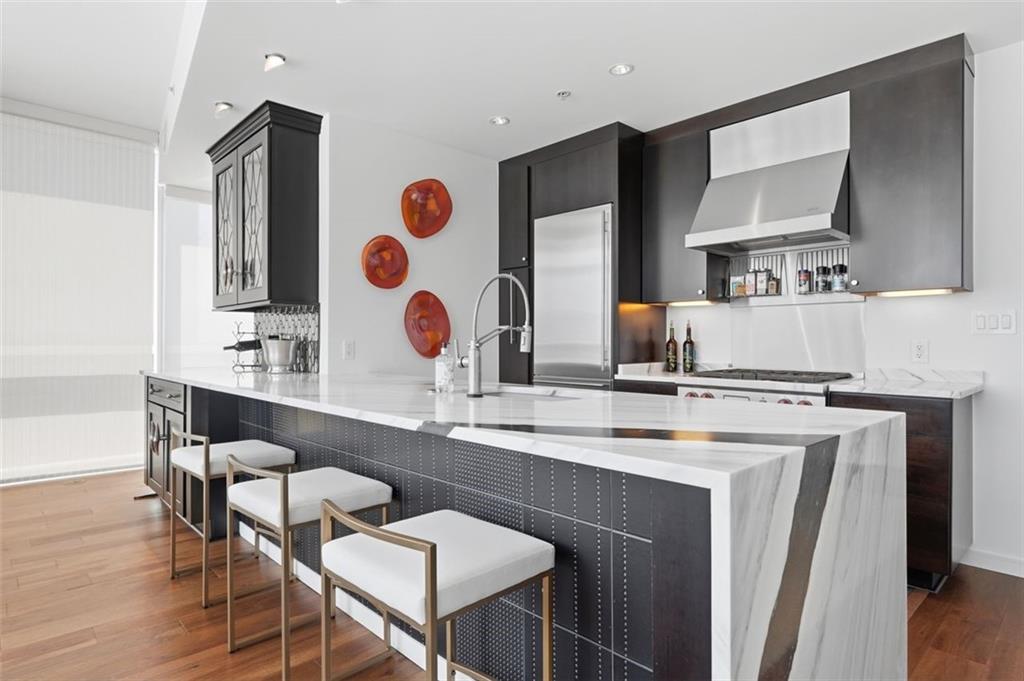 3325 Piedmont Road NE 1607