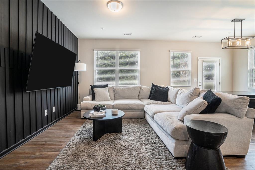 PARKSIDE @ TRAVERS CREEK - Residential