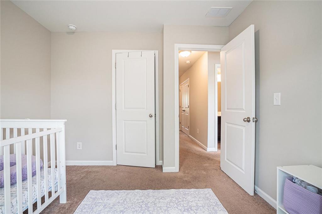 PARKSIDE @ TRAVERS CREEK - Residential